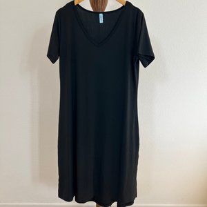 VobCity Size XL Black V-Neck Short Sleeve Slit Hem Midi T-Shirt Dress